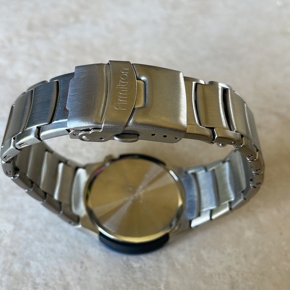 Armitron men battery water resistant 165ft stainless steel date&day w/24h - Picture 5 of 6